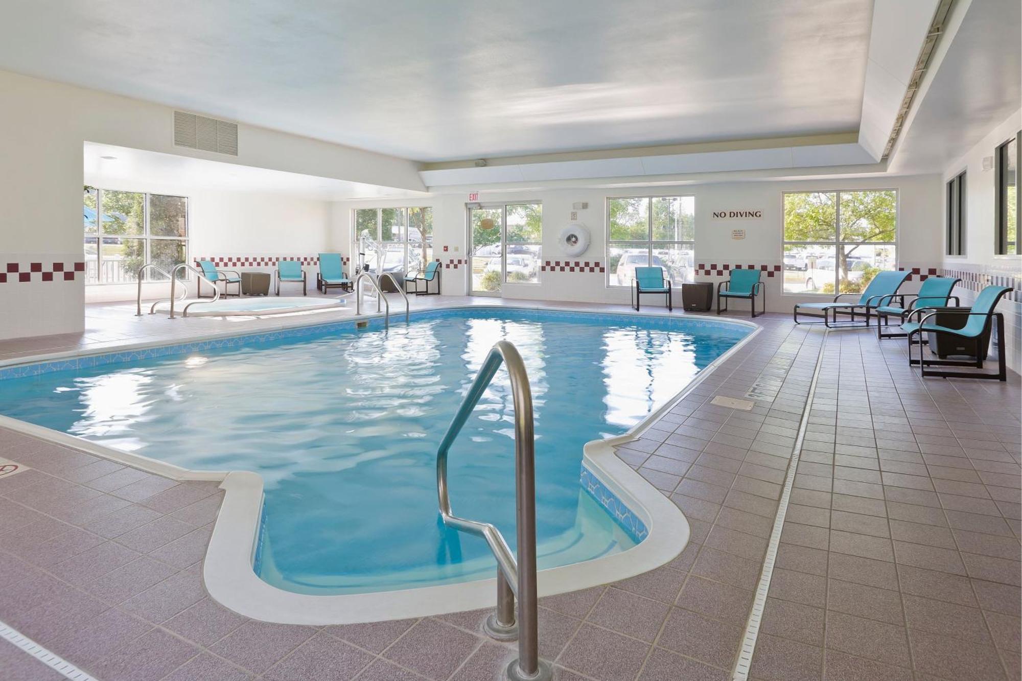Residence Inn By Marriott Cedar Rapids Zewnętrze zdjęcie